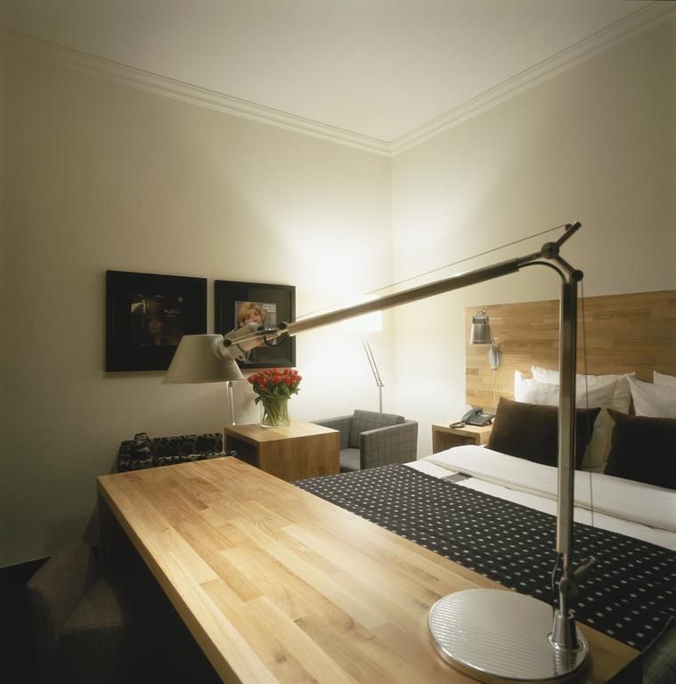 Vondel Amsterdam Center 4*