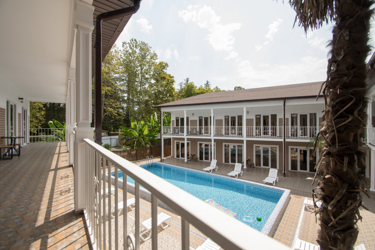 Rodnik Village & Spa 2*