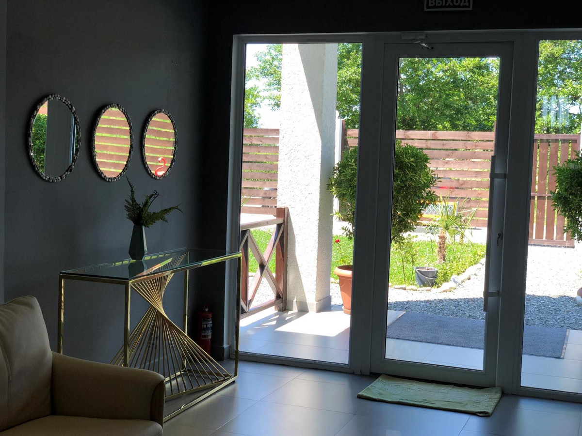 Higos Hotel 3*
