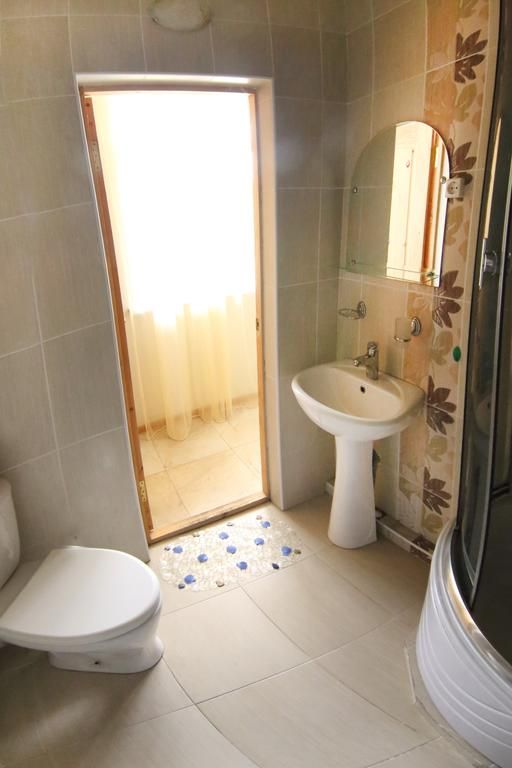 КИПАРИС ОТЕЛЬ 3*
