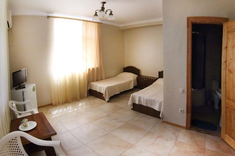 КИПАРИС ОТЕЛЬ 3*