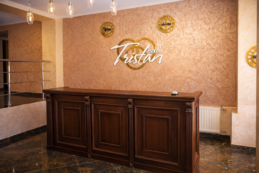 Tristan (ТРИСТАН) 2*