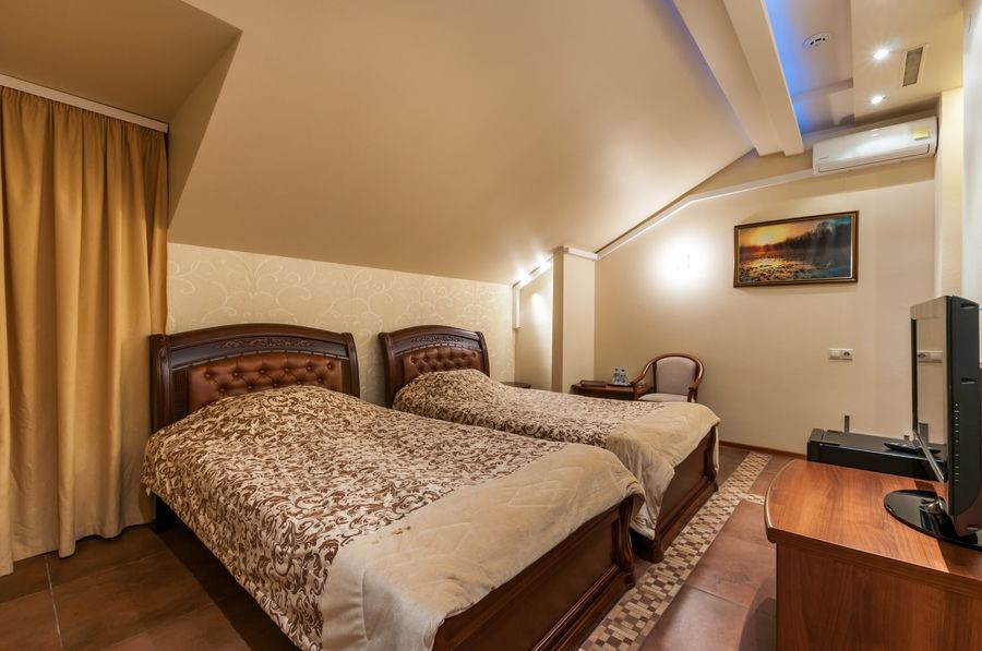 КРОН ОТЕЛЬ 3*