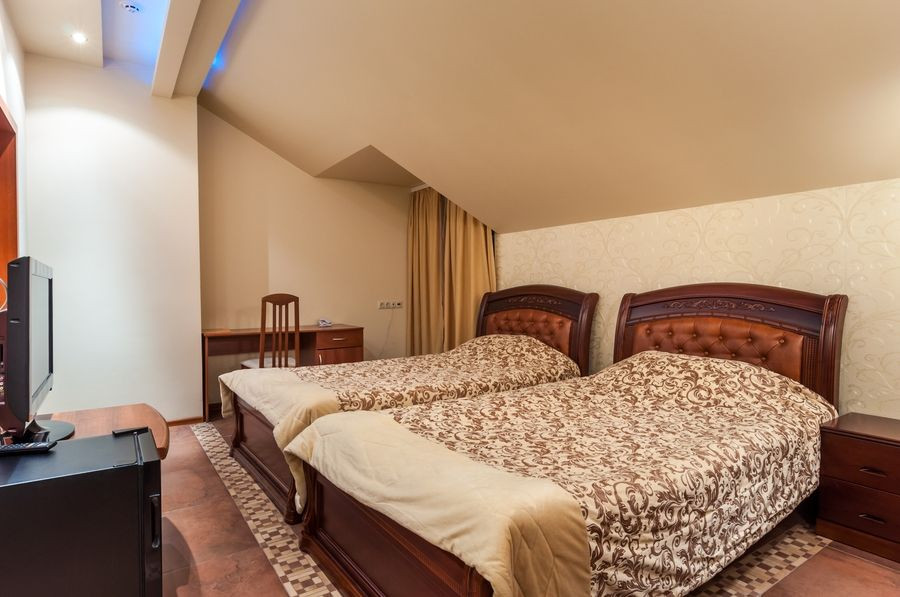 КРОН ОТЕЛЬ 3*