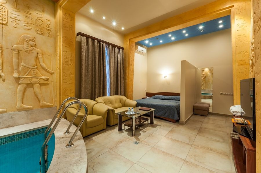 КРОН ОТЕЛЬ 3*