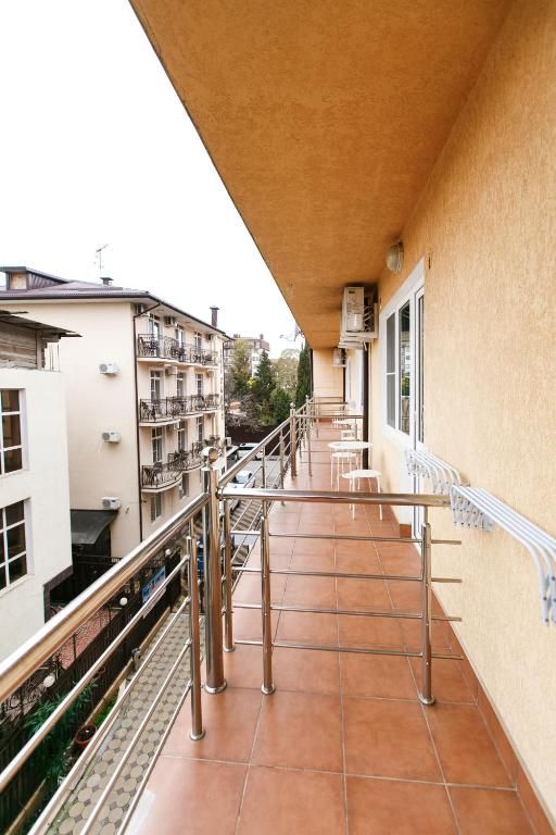 Barin House (БАРИН ХАУС) 2*
