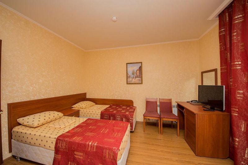 ДЕ ПАРИЖ 2*