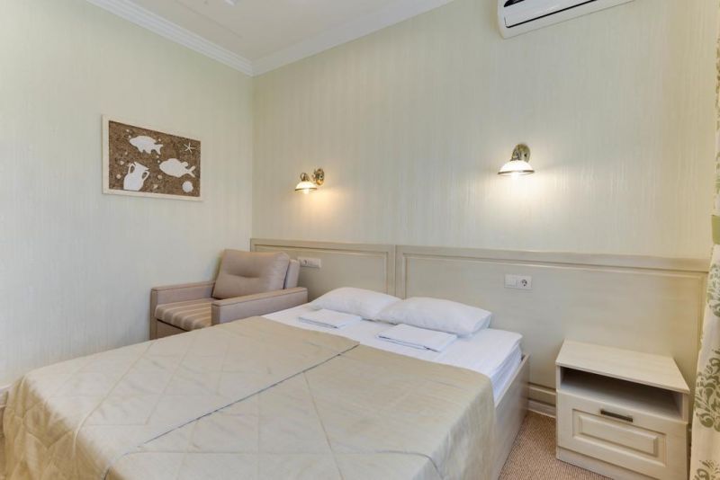 ЕВПАТОРИОН 2*
