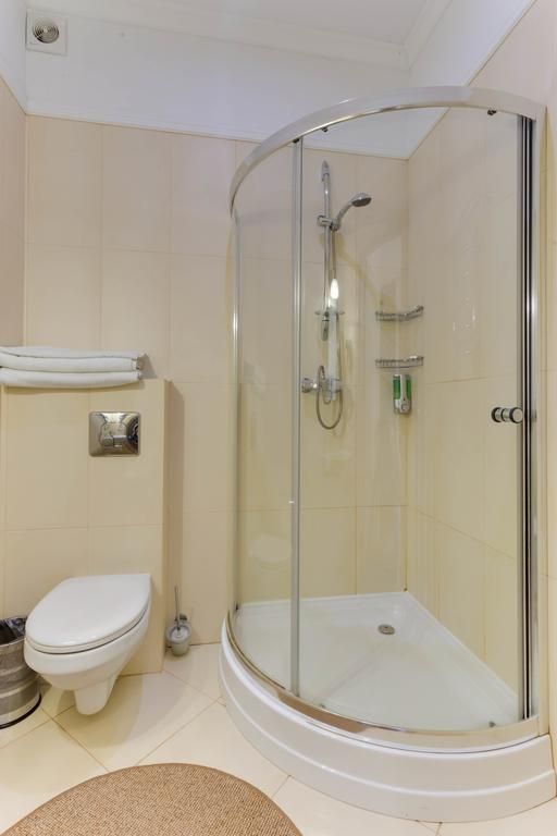 ЕВПАТОРИОН 2*