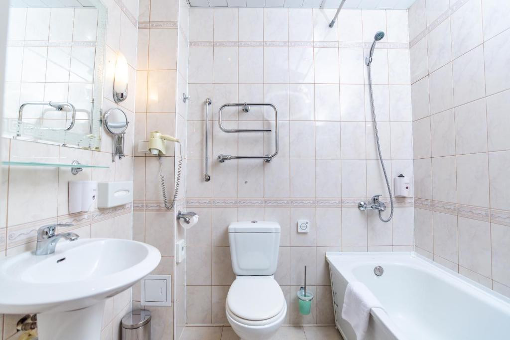 Guyot Business Boutique (ГАЙОТ) 4*