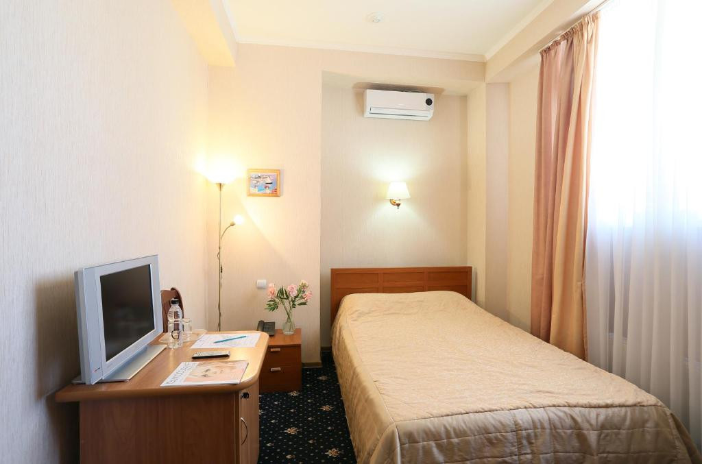 Guyot Business Boutique (ГАЙОТ) 4*