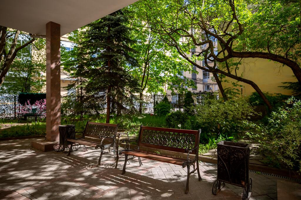 Guyot Business Boutique (ГАЙОТ) 4*