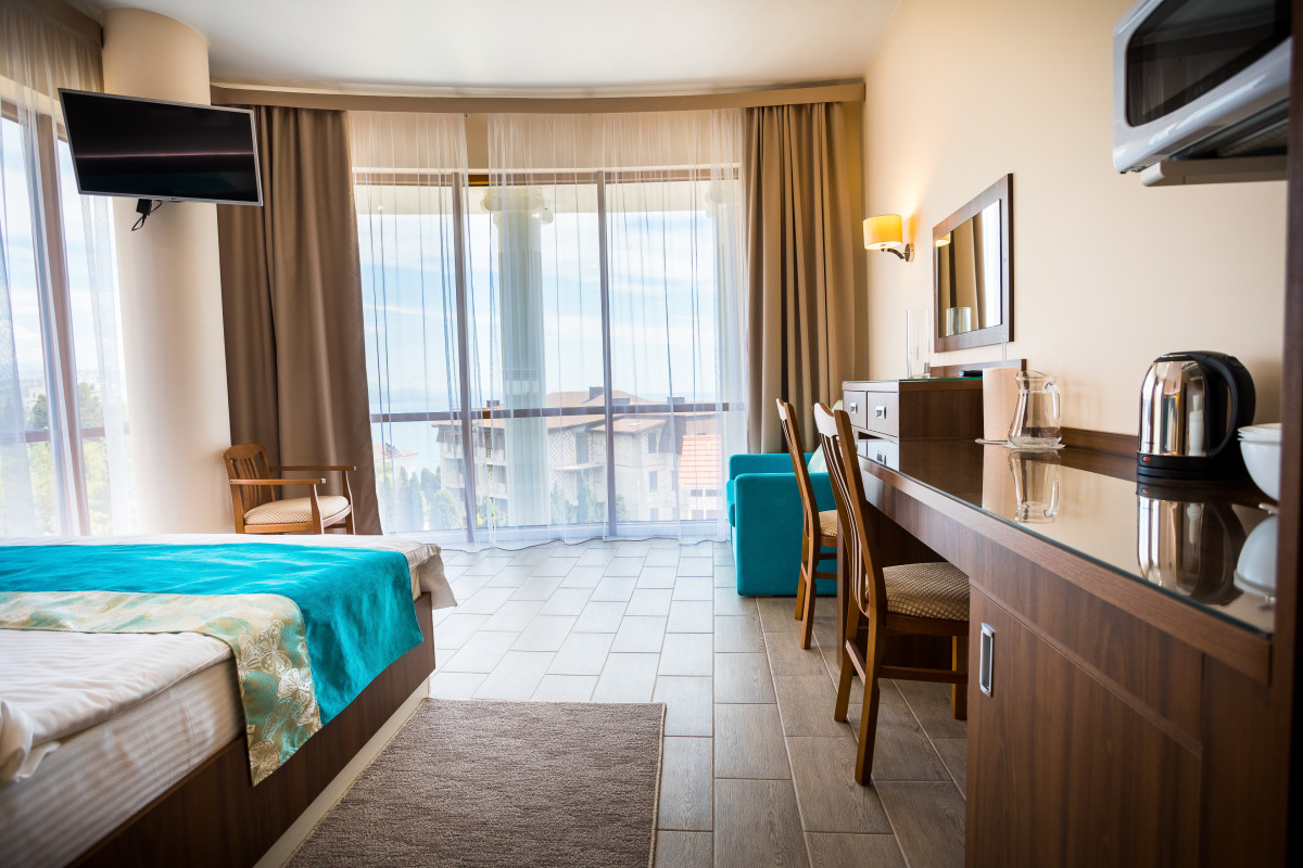 ГРАНАТОВОЕ ПОМЕСТЬЕ 3*