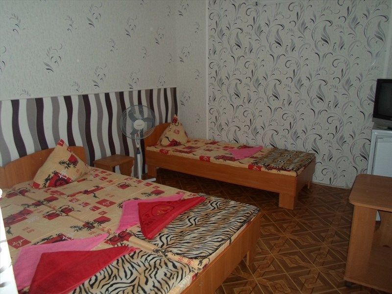 ГРИН ЯРД (ЗЕЛЕНЫЙ ДВОР) 2*