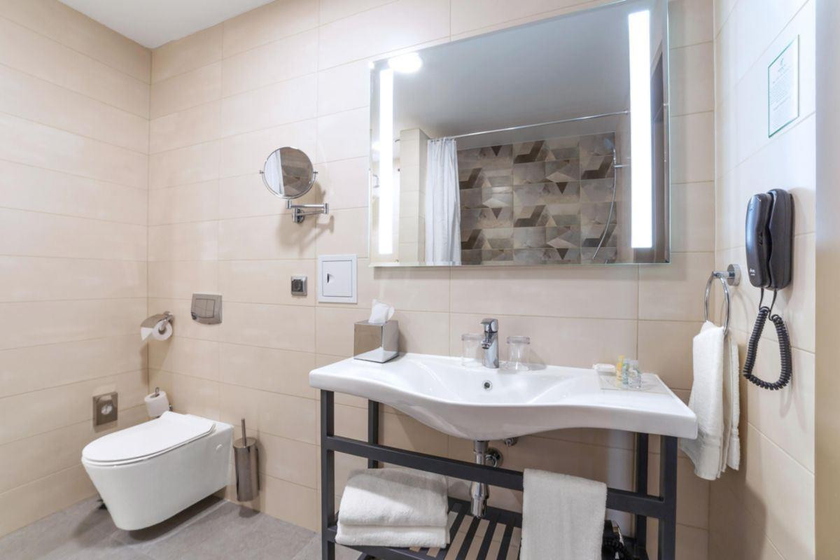 Holiday Inn Kaliningrad (ХОЛИДЕЙ ИНН) 4*