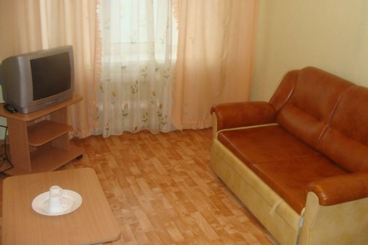 ЛАЗУРНЫЙ БЕРДСК 2*