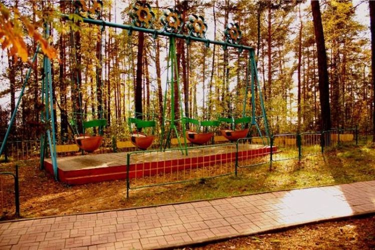 ЛАЗУРНЫЙ БЕРДСК 2*