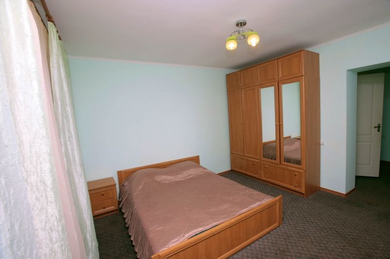МЕРКЕЗ 2*