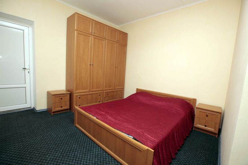 МЕРКЕЗ 2*