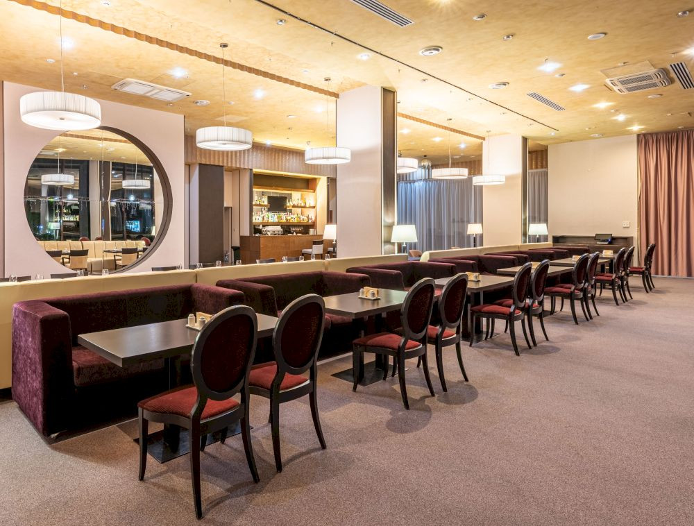 Cosmos Izhevsk (Ex. Park Inn By Radisson) 4*