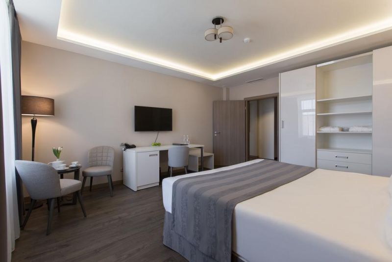 ПОКРОВСКИЙ 4*
