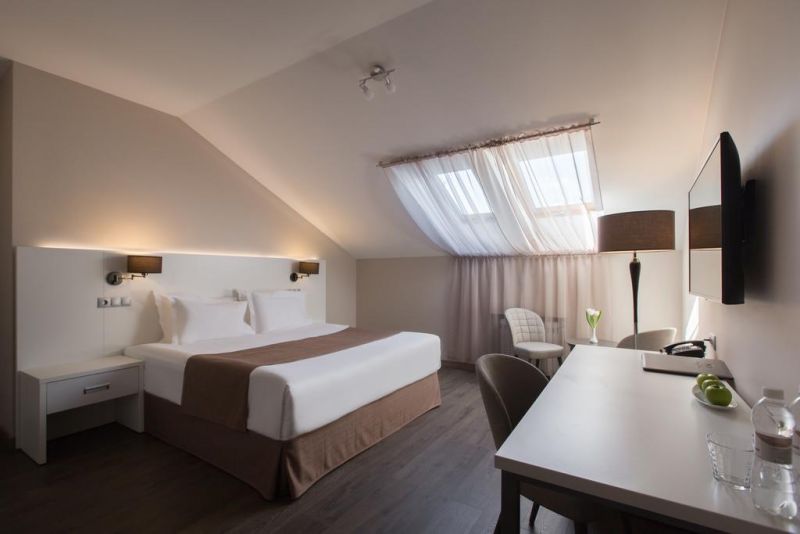 ПОКРОВСКИЙ 4*