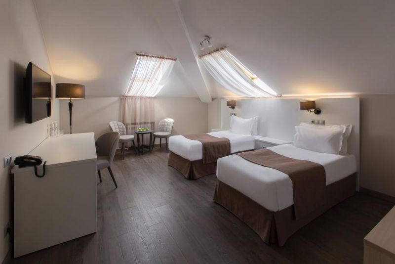 ПОКРОВСКИЙ 4*