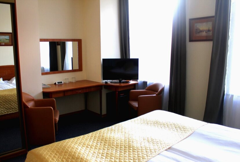 РОЗЕС 4*