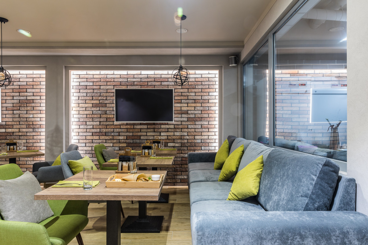 Sowa House 2*