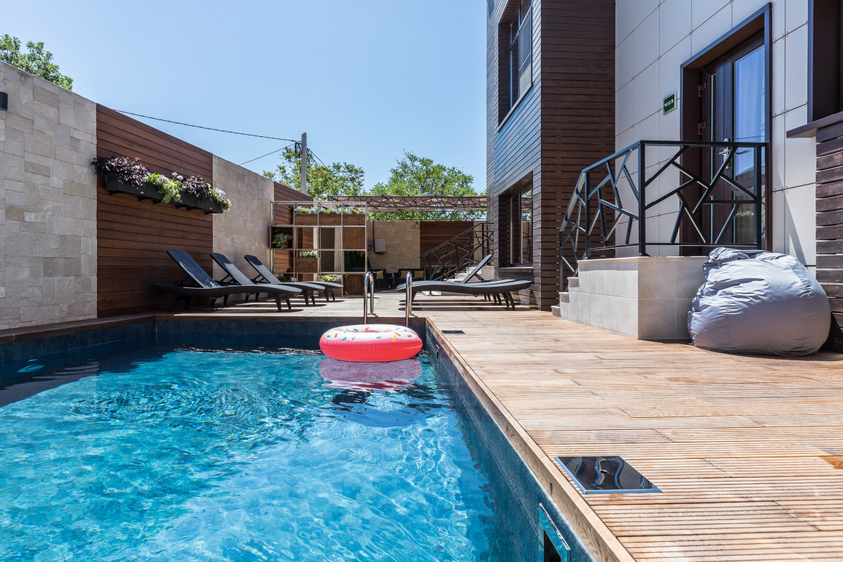 Sowa House 2*