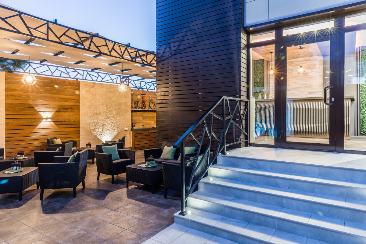 Sowa House 2*