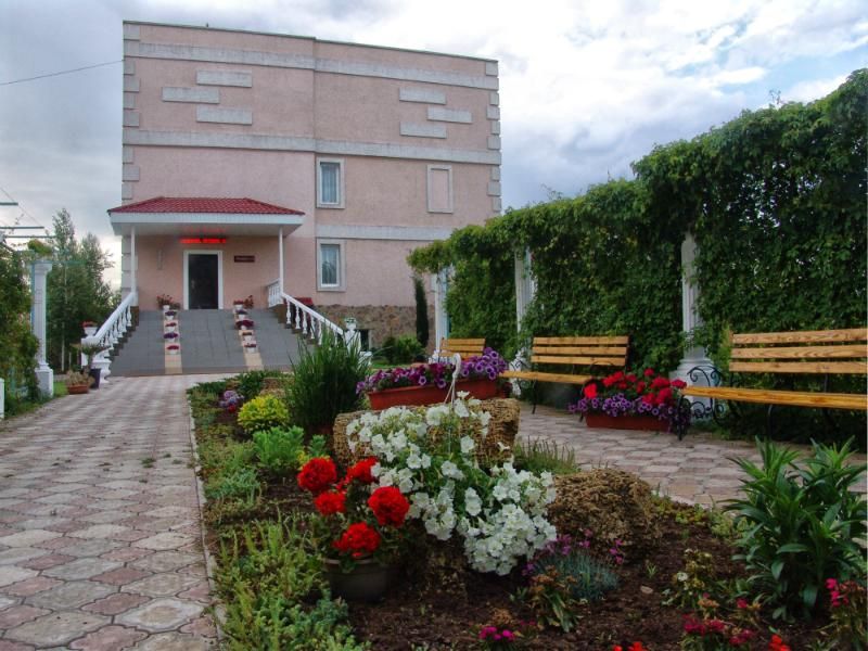 У МОРЯ ВИТИНО 1*