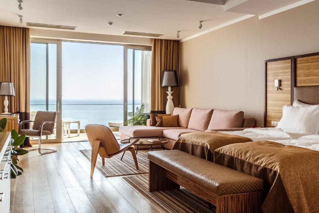 УТЕСОВ 5*