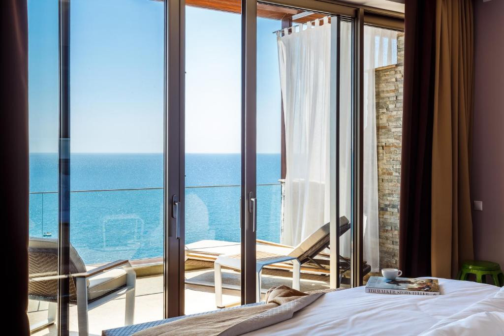 УТЕСОВ 5*