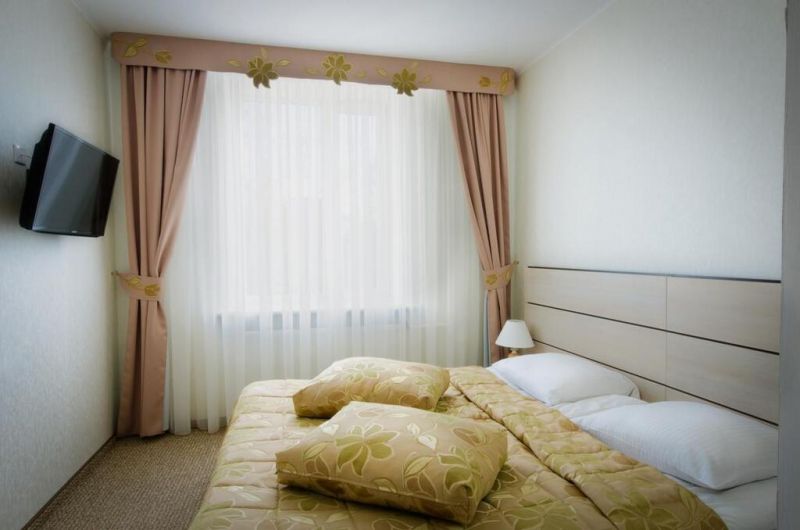 ВОЛХОВ 4*