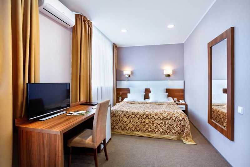 ВОЛХОВ 4*
