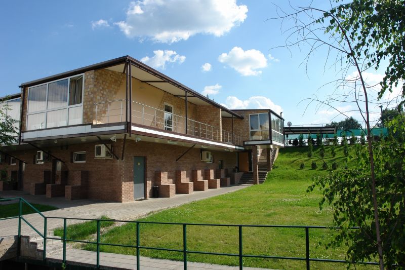 ЗАГОРОДНЫЙ КЛУБ ЮНА-ЛАЙФ 4*