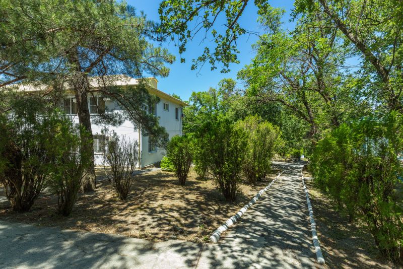 ЭКО-КУРОРТ ЮГ (Ex. ЗЕЛЕНАЯ ДАЧА) 2*