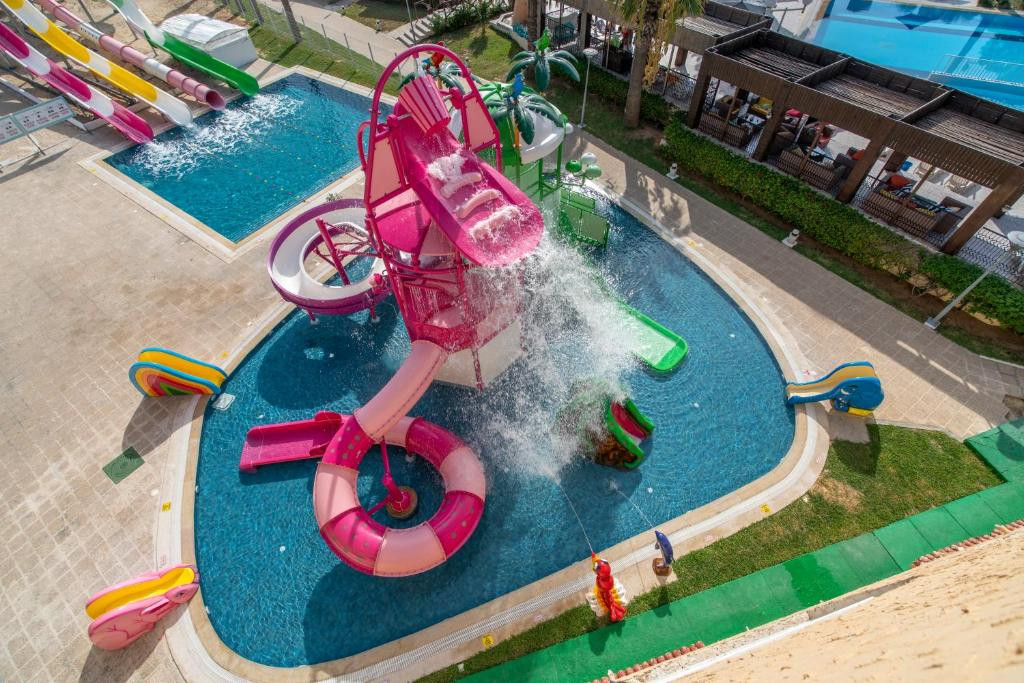 Abou Sofiane Hotel & Aquapark 4*