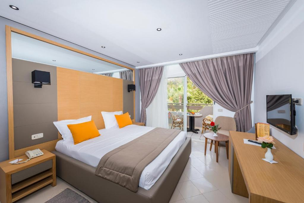 Abou Sofiane Hotel & Aquapark 4*