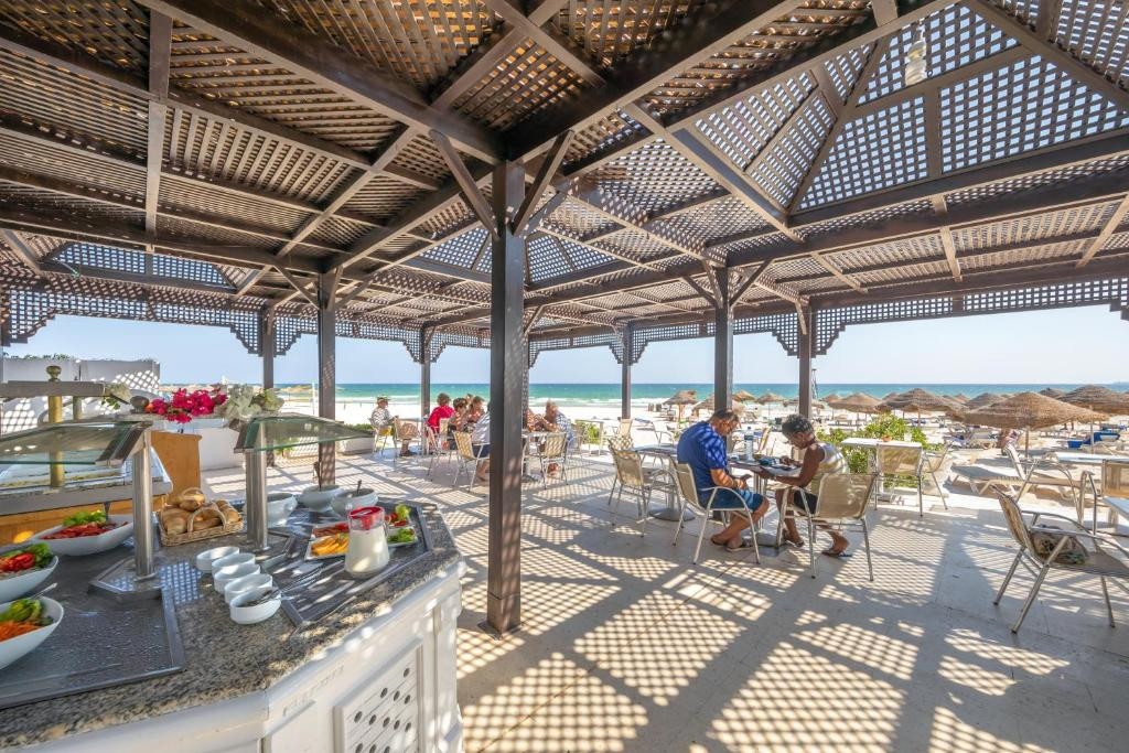 Marhaba Beach 4*