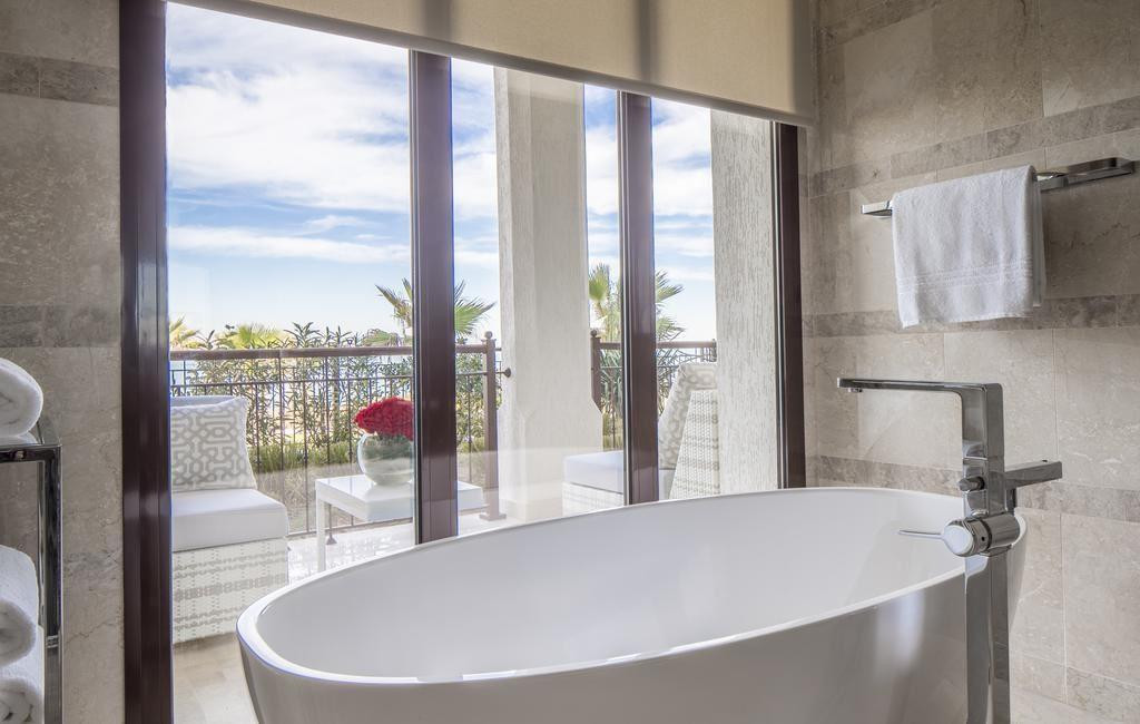 Four Seasons Hotel Tunis 5*