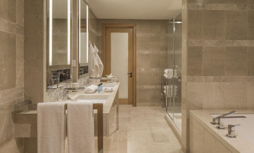 Four Seasons Hotel Tunis 5*