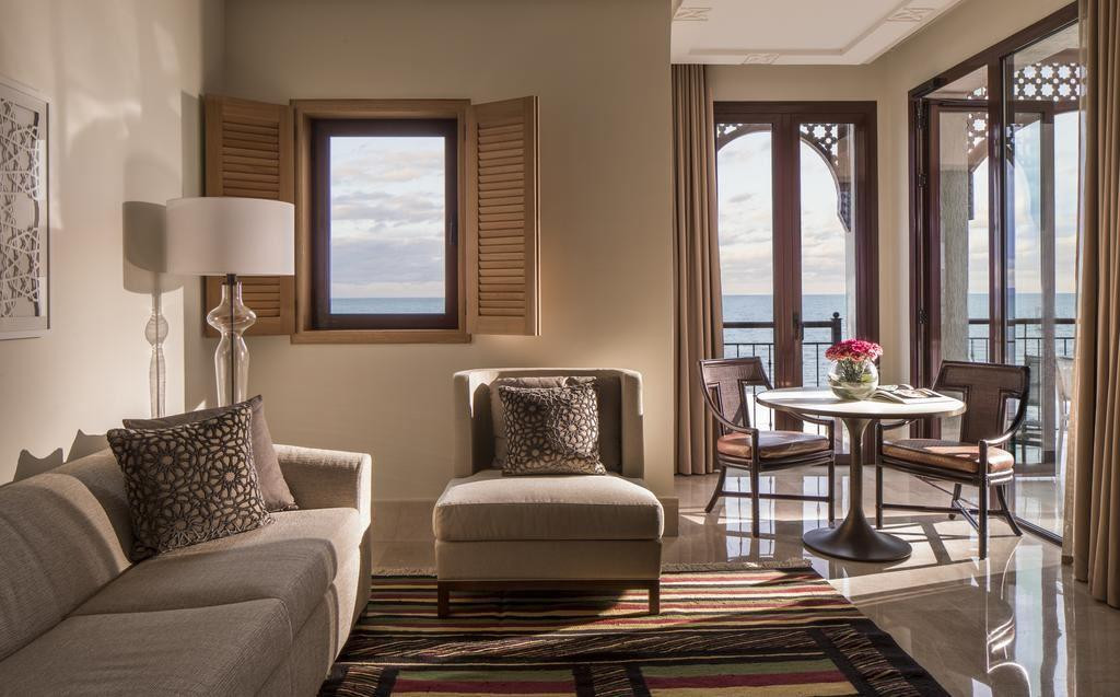 Four Seasons Hotel Tunis 5*
