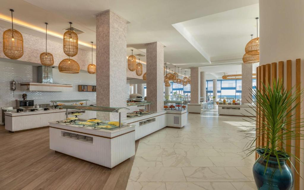 Hilton Skanes Monastir Beach Resort 5*