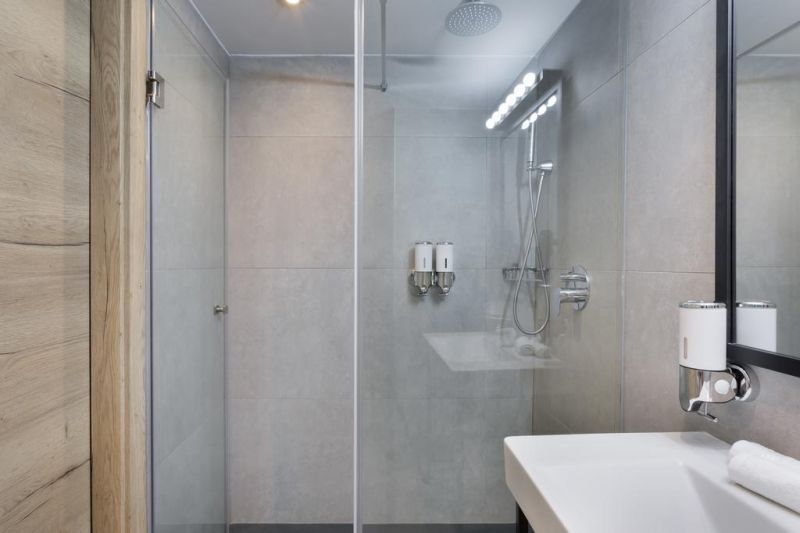Azur Hotel By St Hotels 3*