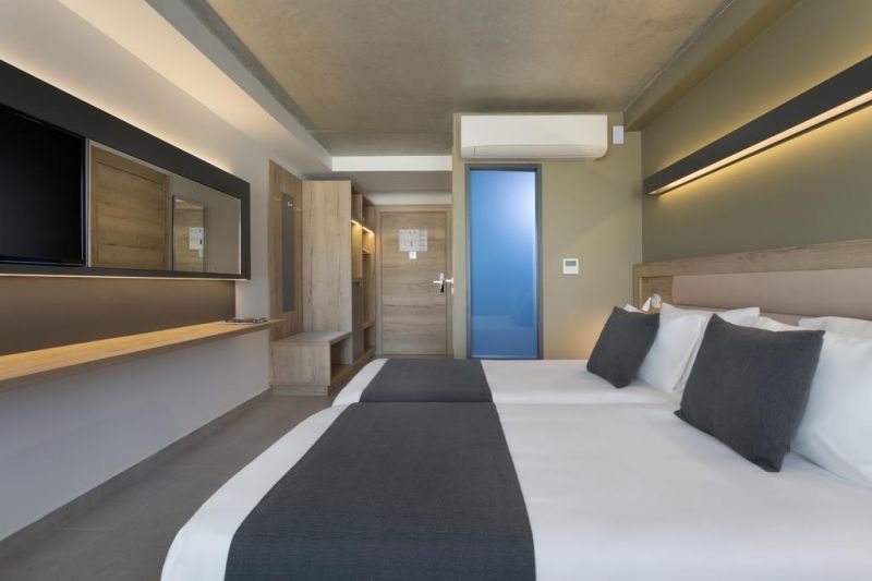 Azur Hotel By St Hotels 3*