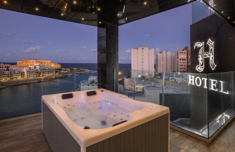 H Hotel 4*
