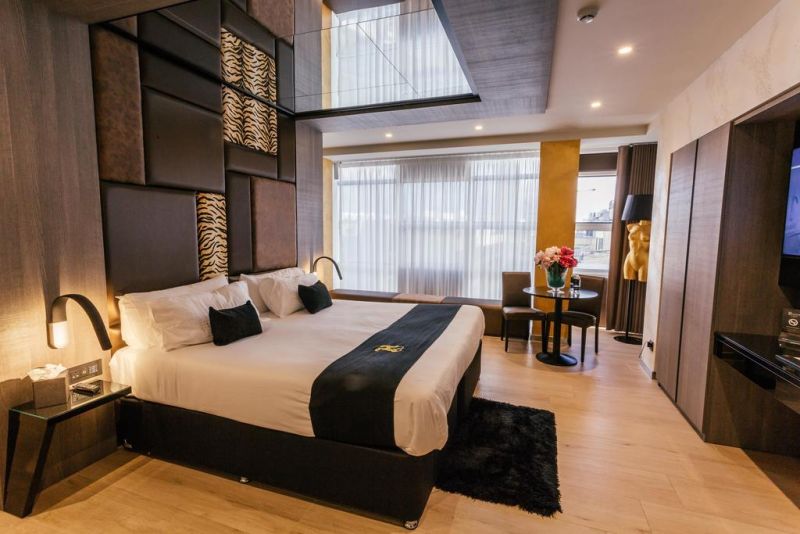 Hugos Boutique Hotel 4*