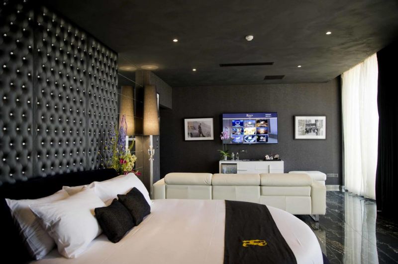 Hugos Boutique Hotel 4*